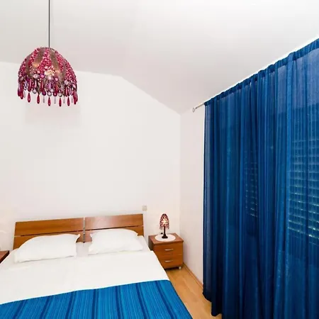 Peco With 1 Bedroom Mokošica